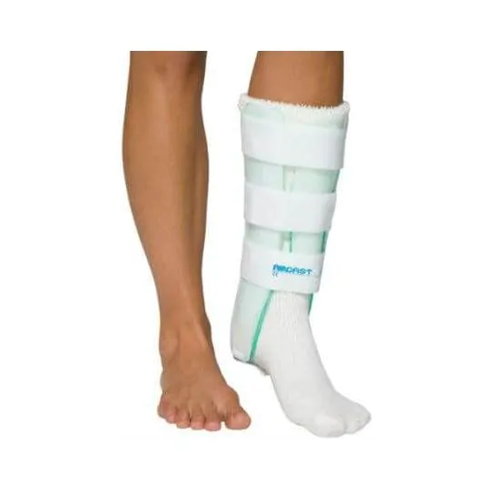 https://www.dme-direct.com/media/catalog/product/cache/8f6ca0afcb1653eb277a1c4cee0a093f/a/i/aircast-leg-brace-with-anterior-panel_2.webp