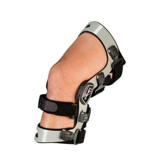 Breg axiom elite knee brace
