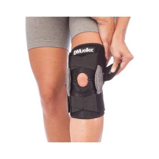 Mueller Self-Adjusting Hinged Knee Brace