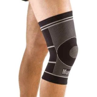 Mueller 4-Way Stretch Knee Support