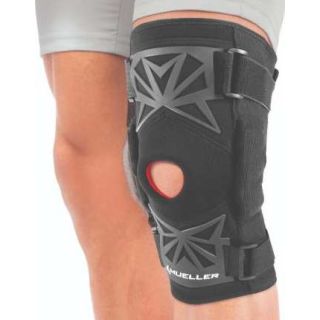 Mueller Pro Level Hinged Knee Brace Deluxe