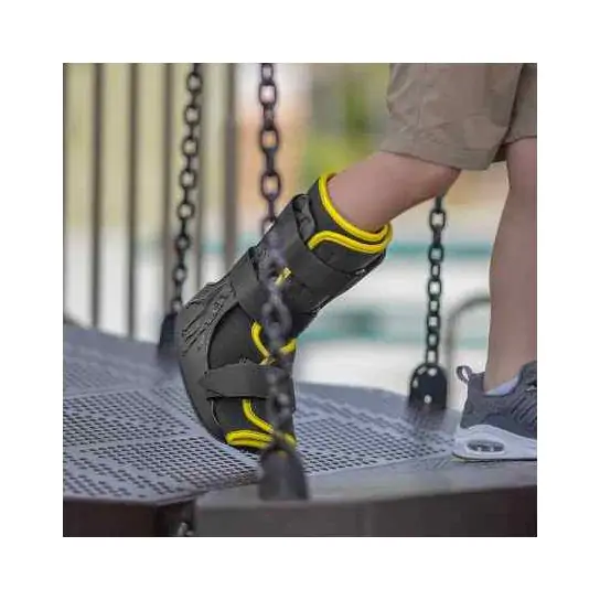 Procare MiniTrax Walking Boot DME-Direct