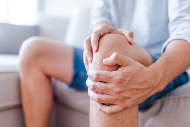 Surgery vs. Non-Surgical Treatment for Meniscus Tears: What You Need to Know